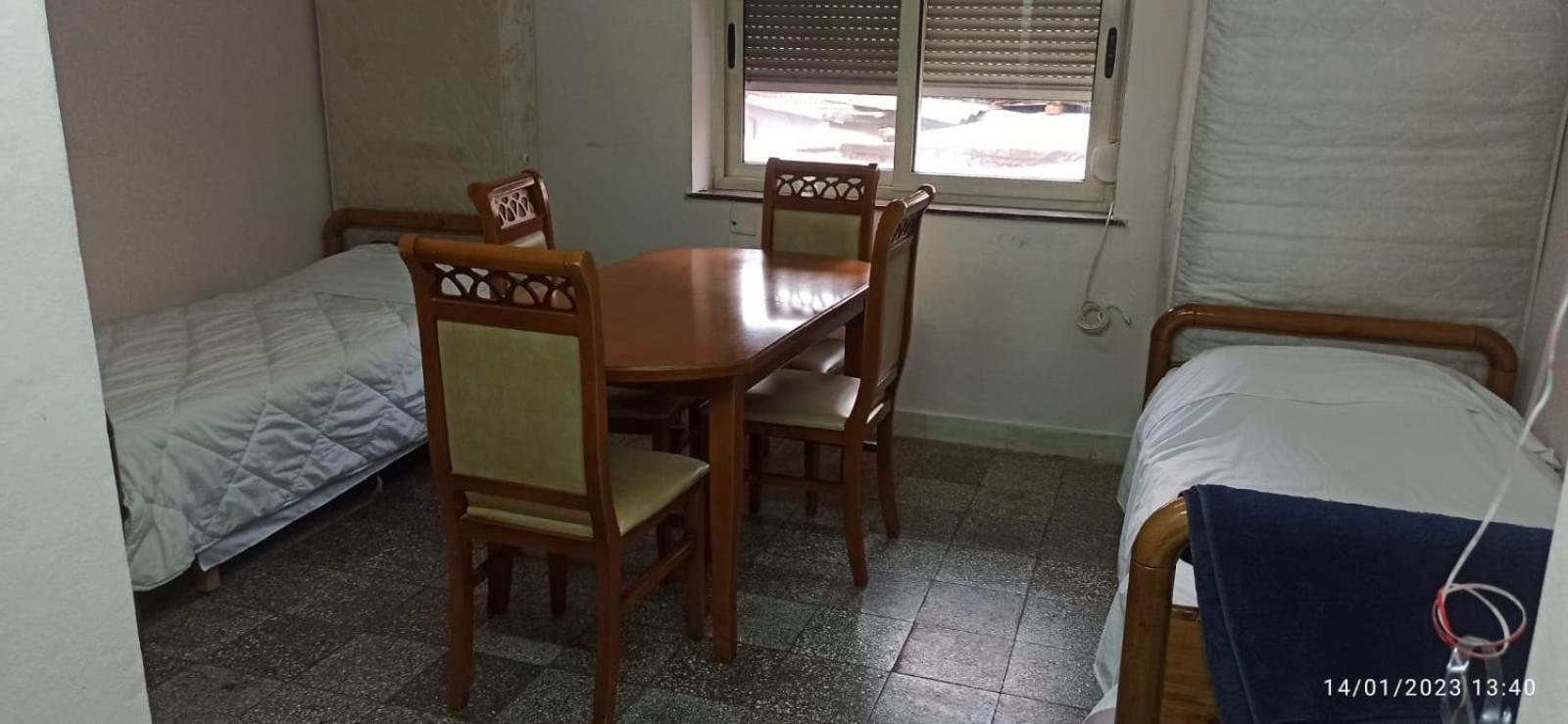 Royal 3 Hostel Тирана Экстерьер фото