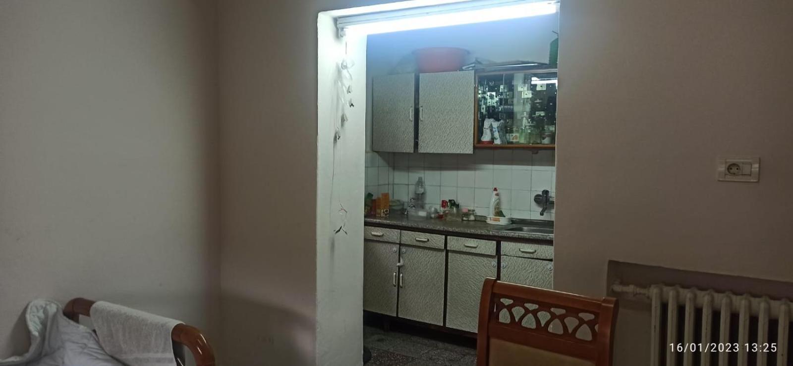 Royal 3 Hostel Тирана Экстерьер фото